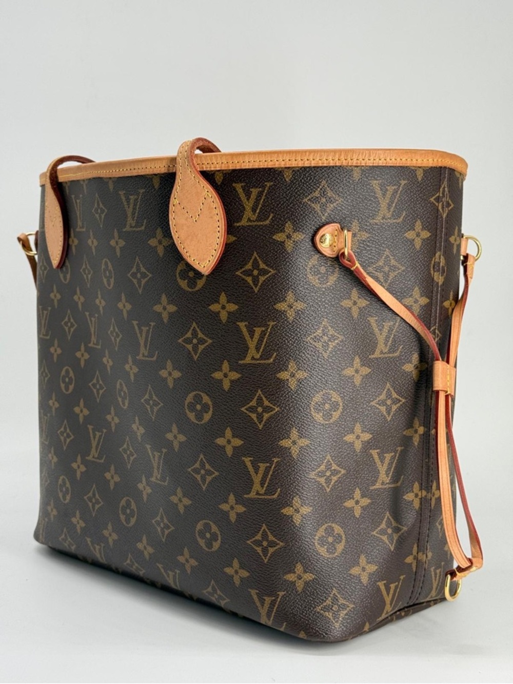 Louis Vuitton Neverfull MM Monogram Shopping Tote Bag w/ pouch - Picture 4 of 8